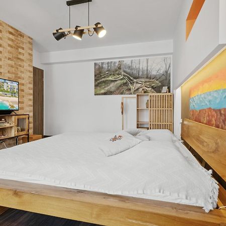 Wooden Touch Studio Брашов Екстериор снимка