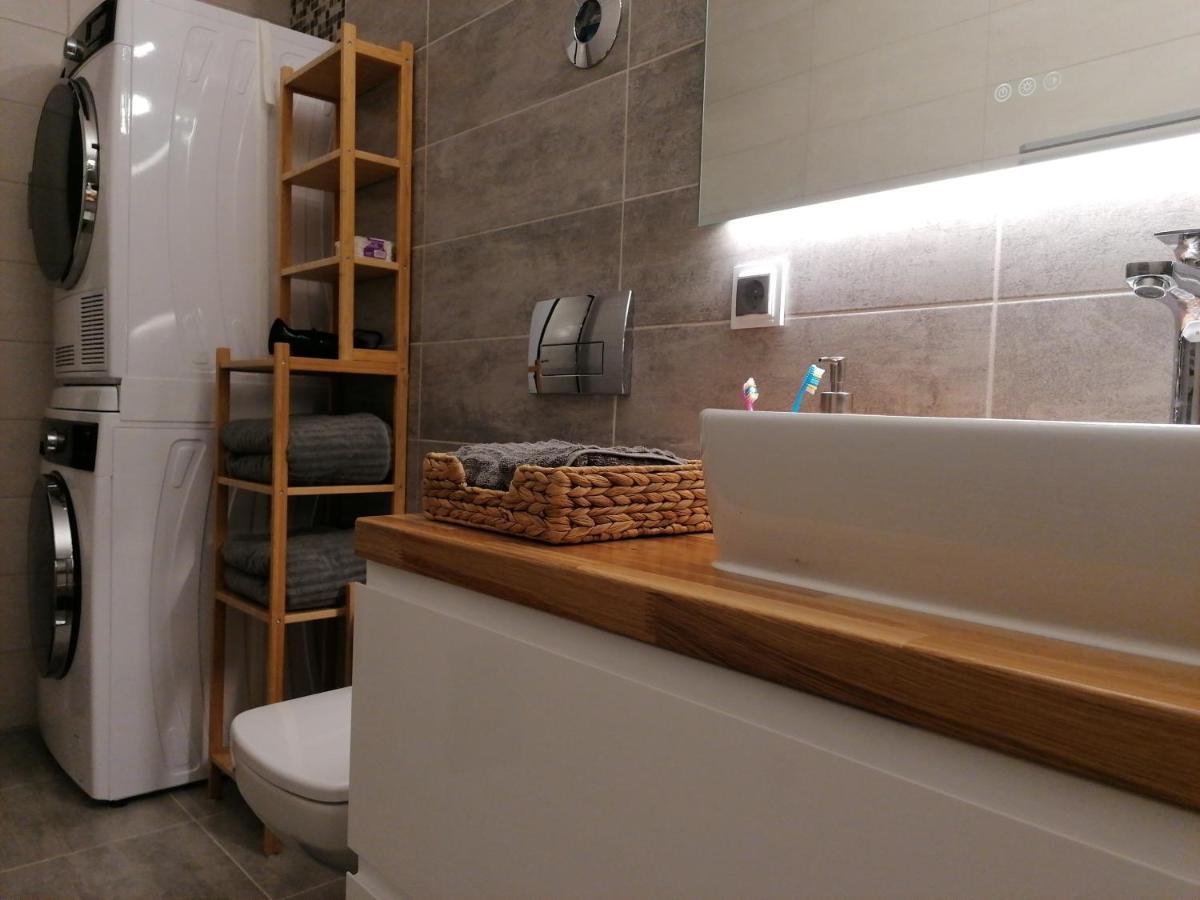 Wooden Touch Studio Брашов Екстериор снимка